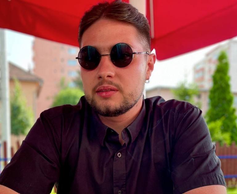 Writer: Bogdan Necula