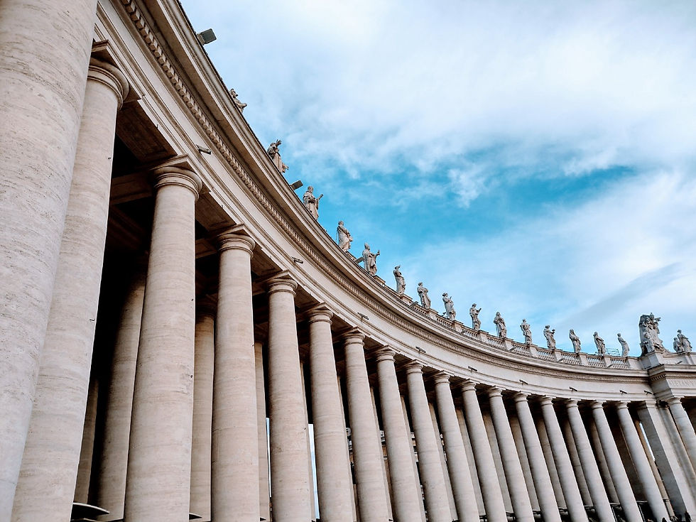 Pillars, Building
