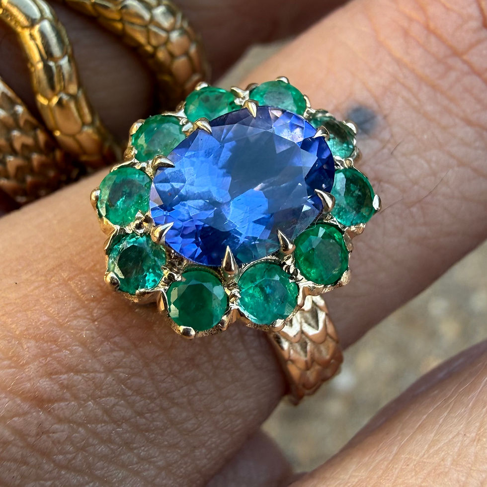 縮圖：~AVALON DRAGON~ Tanzanite x emeralds 
