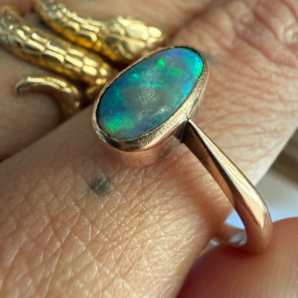 Miniature : ~ Antique Lightning ridge opal ring 
