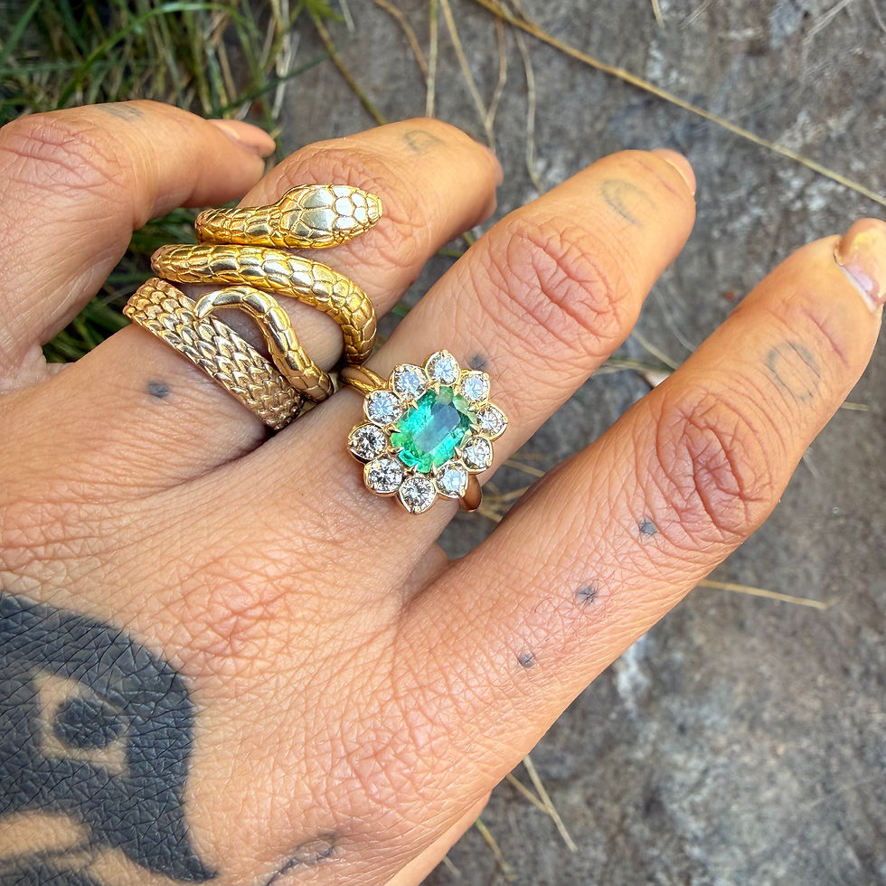 Miniature : ~ TALA VASA~ neon emerald x diamonds 