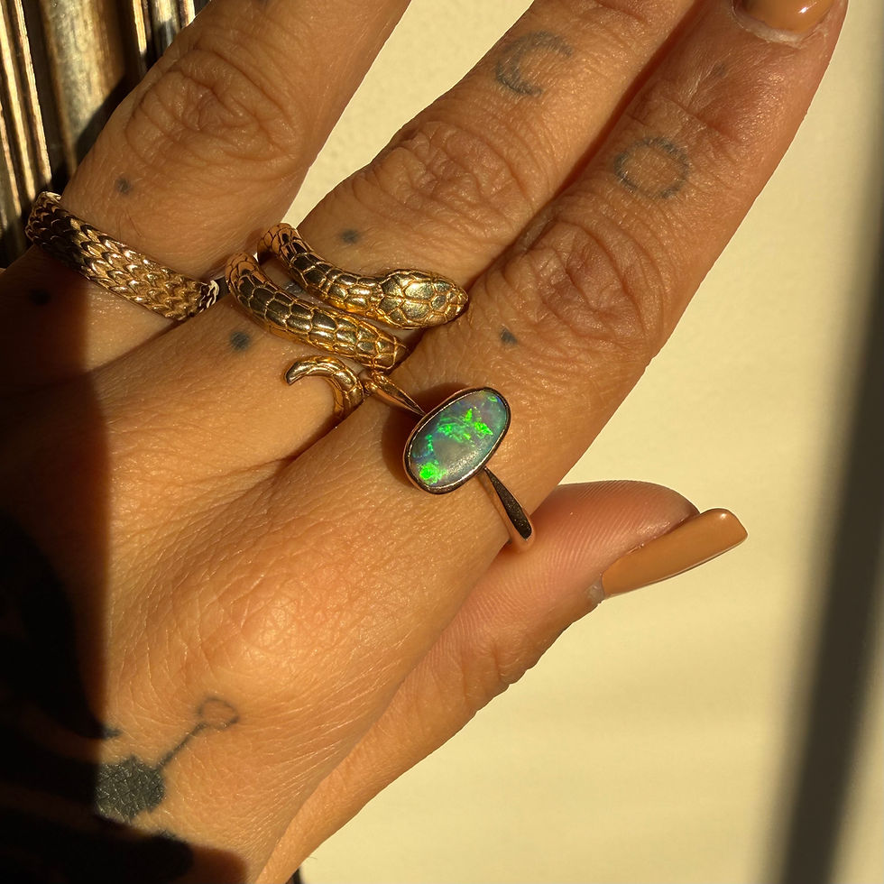 Miniature : ~ Antique Lightning ridge opal ring 