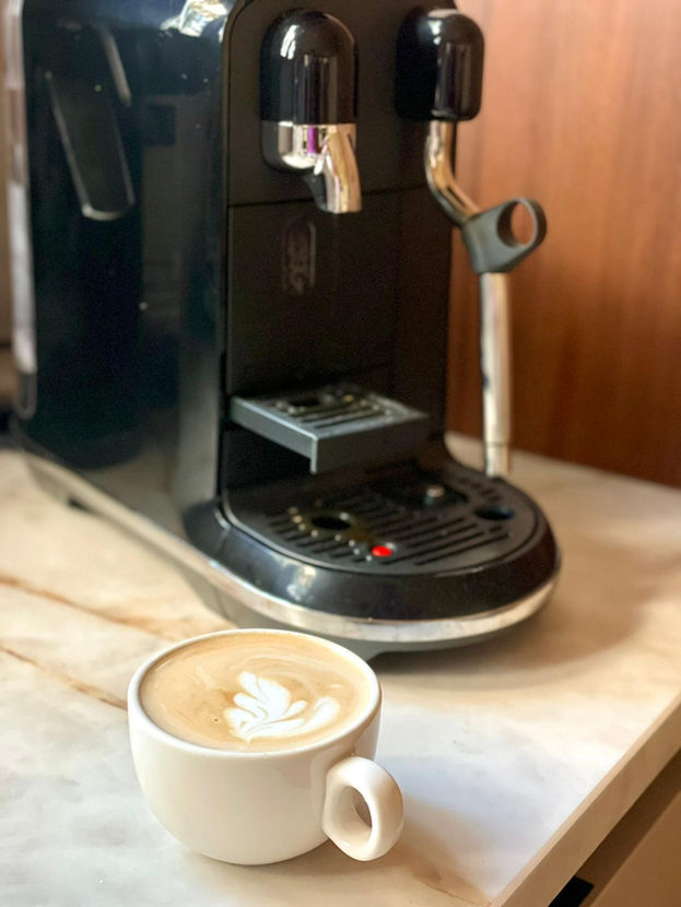 in Bosvilla Wateren een Nespresso Sage machine voor heerlijke koffie met eco koffie en cups van de koffiejongens.nl