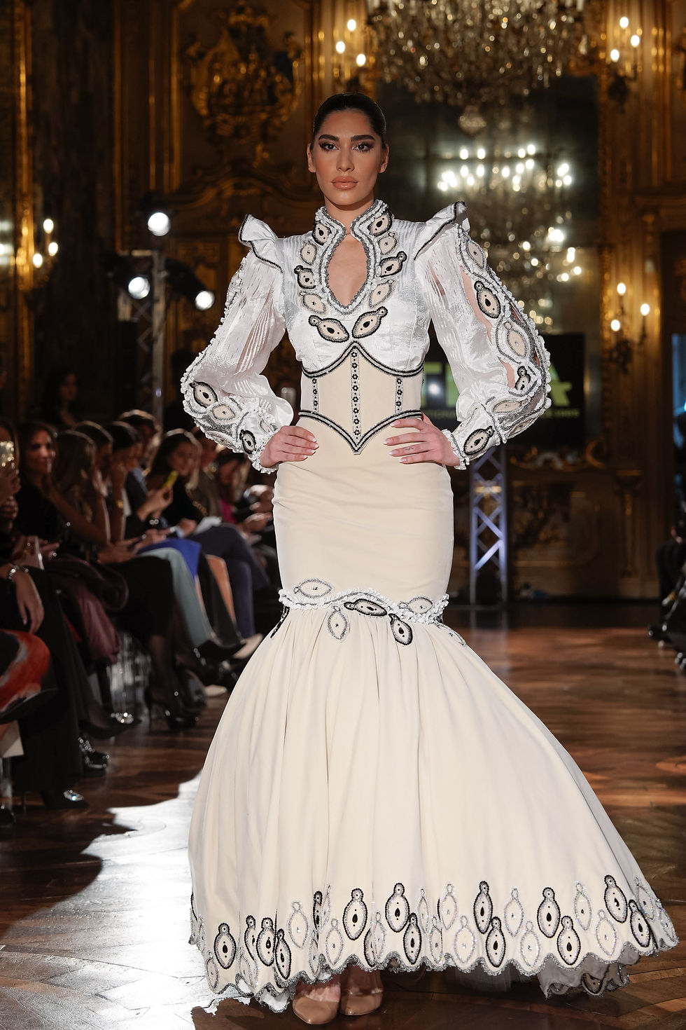 MODEL ON RUNWAY