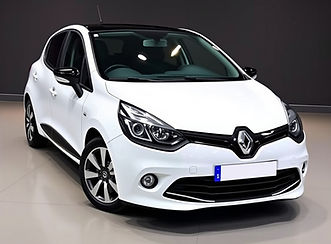 white renault clio whole of car wıth 4 doors - front look.jpg