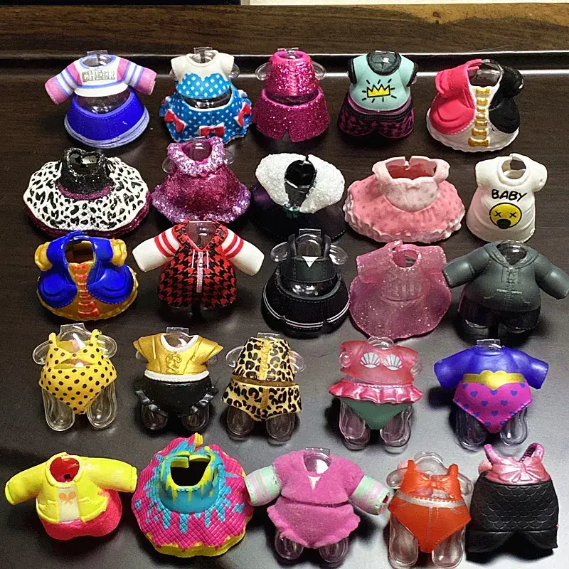 Miniature : Lots de vêtement pour poupée Big Sister de 8cm