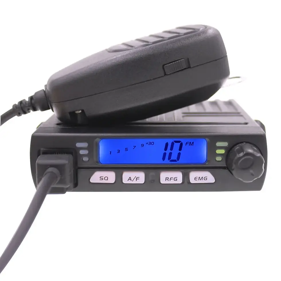 Miniature : Mini radio CB-40M ayant une portée de 5km