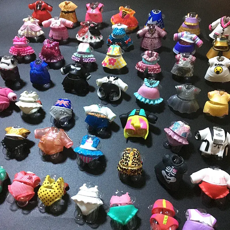 Miniature : Lots de vêtement pour poupée Big Sister de 8cm