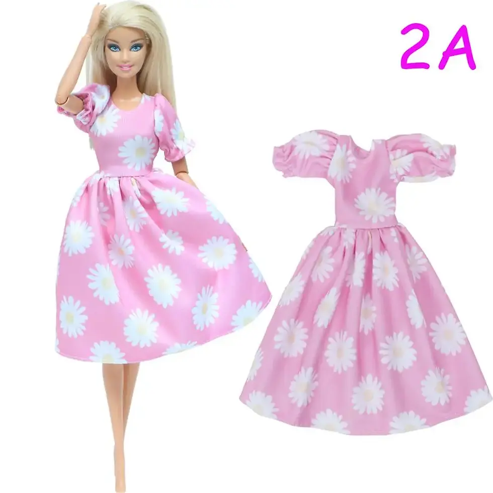 Miniature : Choix de 25 ens. de vêtement pour poupée style Barbie de qualité fait à la main