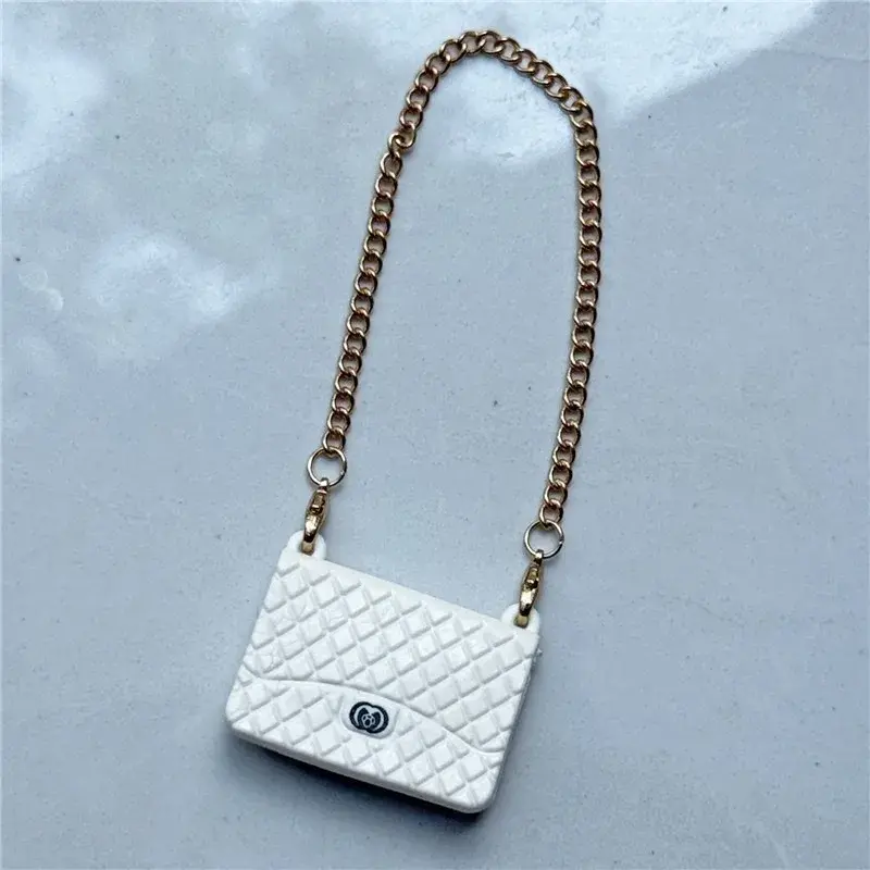 Miniature : Choix de vêtement, soulier et sacoche pour poupée Labubu de 15cm