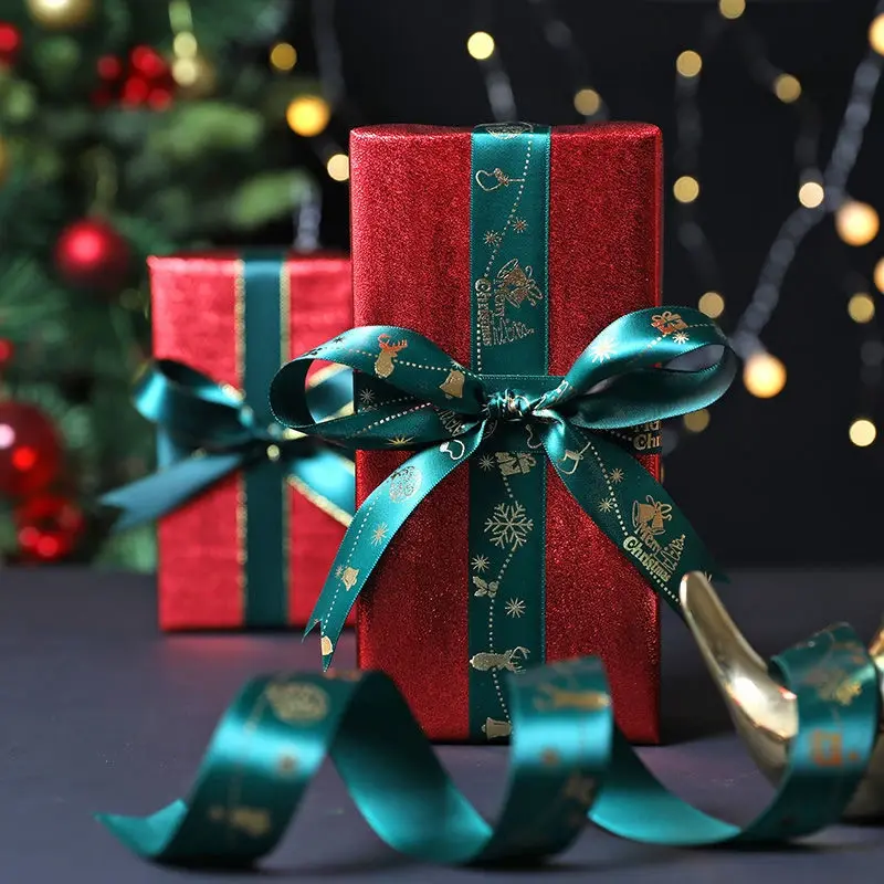Miniature : Choix de 38 rouleaux de bande d'emballage de cadeau de noël de 25mm x 5yards