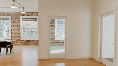 1100 E Pike Studio A_11.jpg