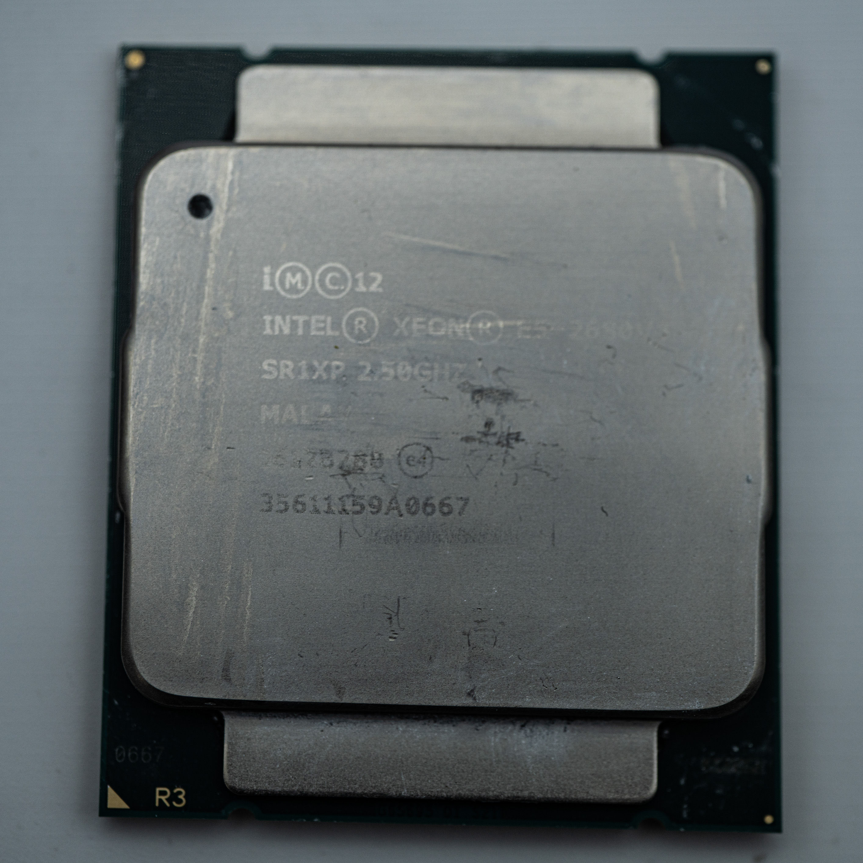 【ジャンク】Intel Xeon E5-2680 LV2