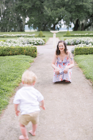 Charleston Family Photographer, charleston photographer, charleston wedding photographer, north carolina wedding photographer, north carolina family photographer, family photos, mommy and me session