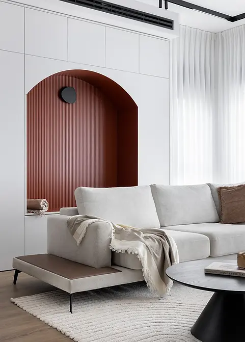 Michal Eizenberg E-AND-T (2).webp