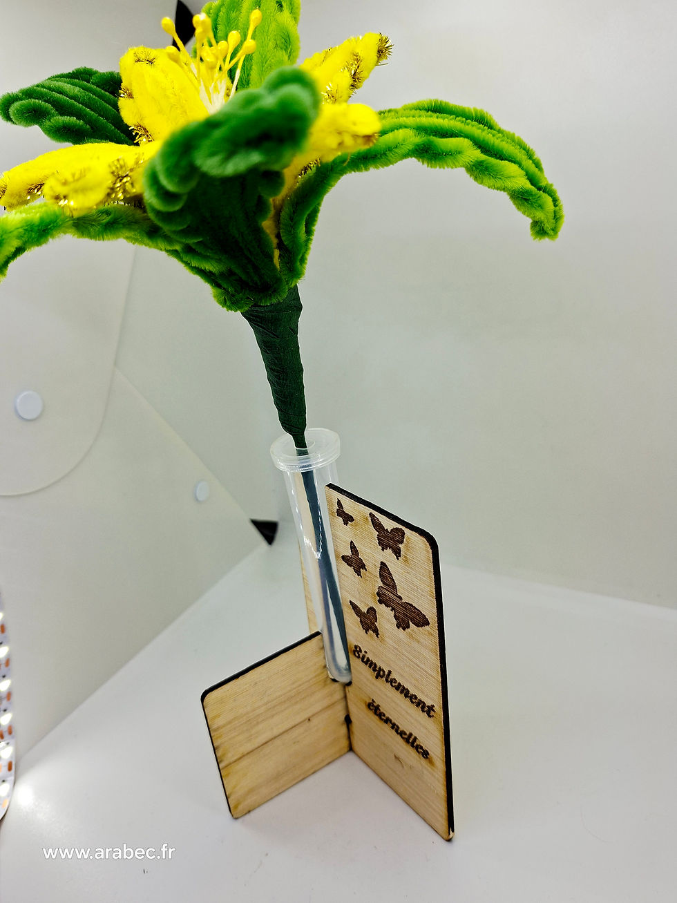 Miniature : Soliflore avec flore jaune 