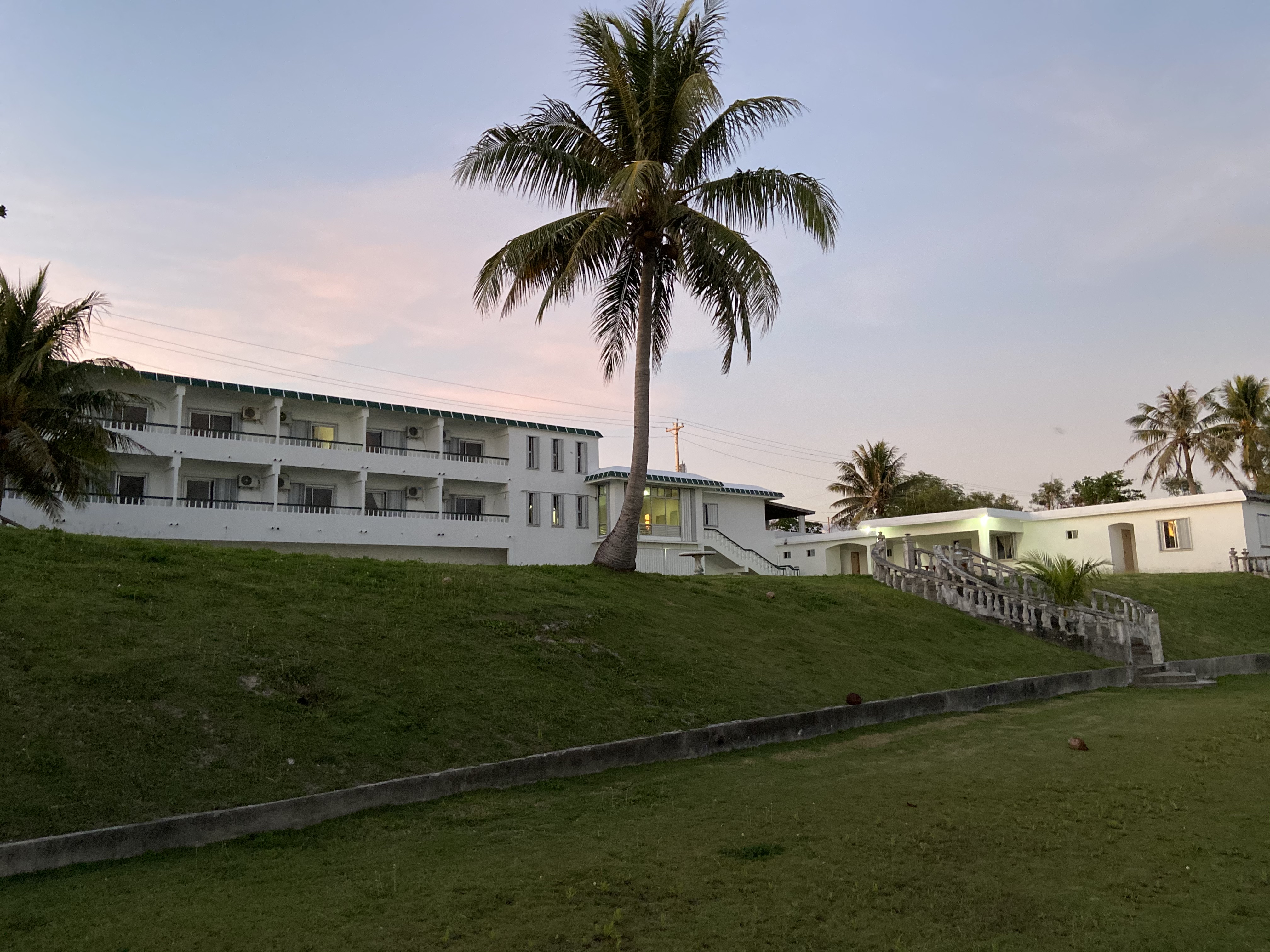 Coral Garden Hotel, Songsong Village