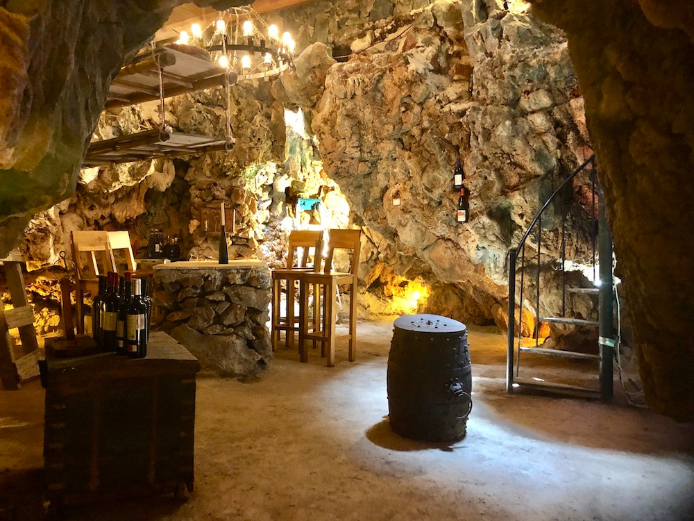 CUEVA DEL PLACER
