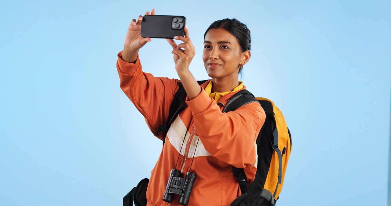 hiking-studio-phone-picture-woman-trekking-sightseeing-shooting-holiday-photo-cellphone-ca