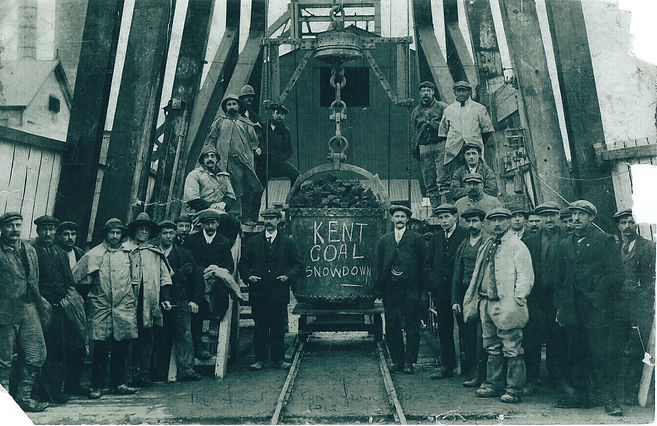 Snowdown colliery people 37.jpg