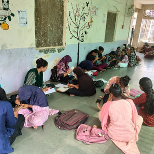 25 Students Showcase Their Creativity at Mehndi Practical Examination