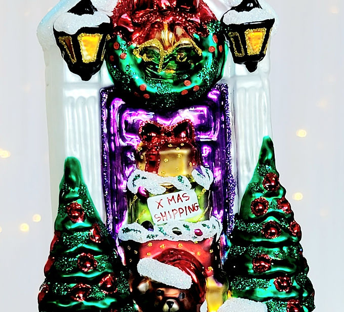 Christopher Radko Christmas Deliveries Santa Door 1021008 Ornament