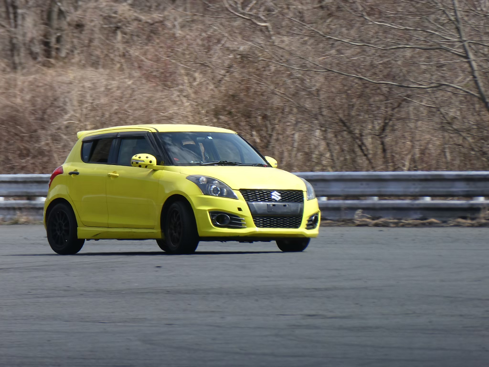 SUZUKI SWIFT Sports (ZC32S/黄)