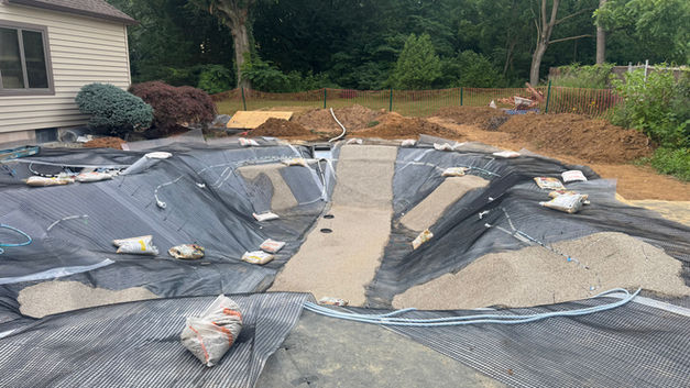Nature-inspired pool and spa made of quartz sand in Central New Jersey