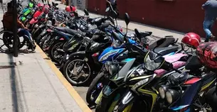 Buscan evitar accidentes en Salamanca; alertan por menores en motocicleta sin casco.