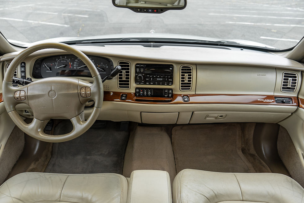 Thumbnail: 2002 Buick Park Avenue 