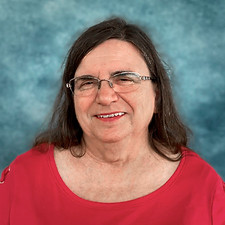2025Beth.jpg