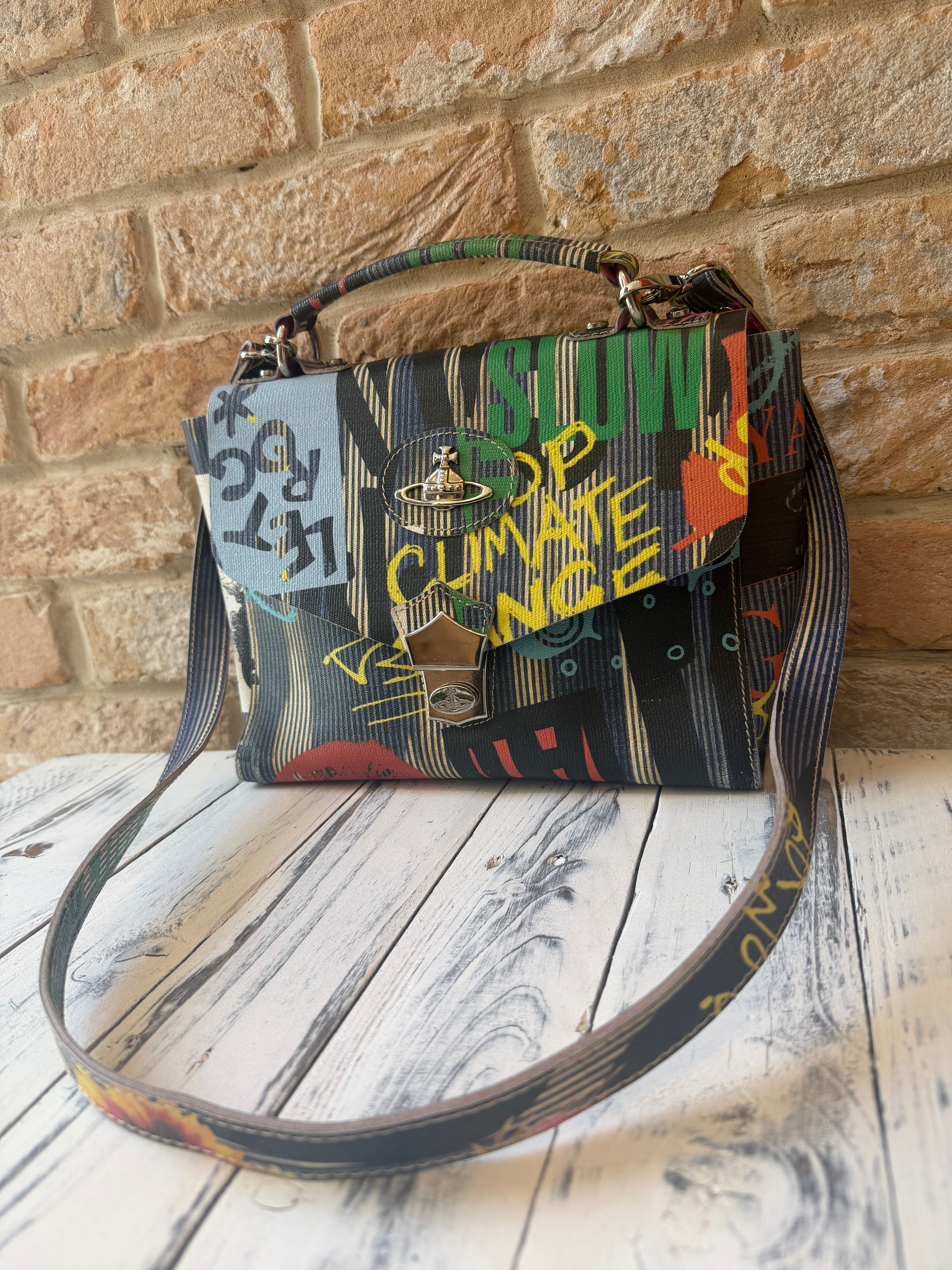 VIVIENNE WESTWOOD Anarchy / Stop Climate Change - Bag
