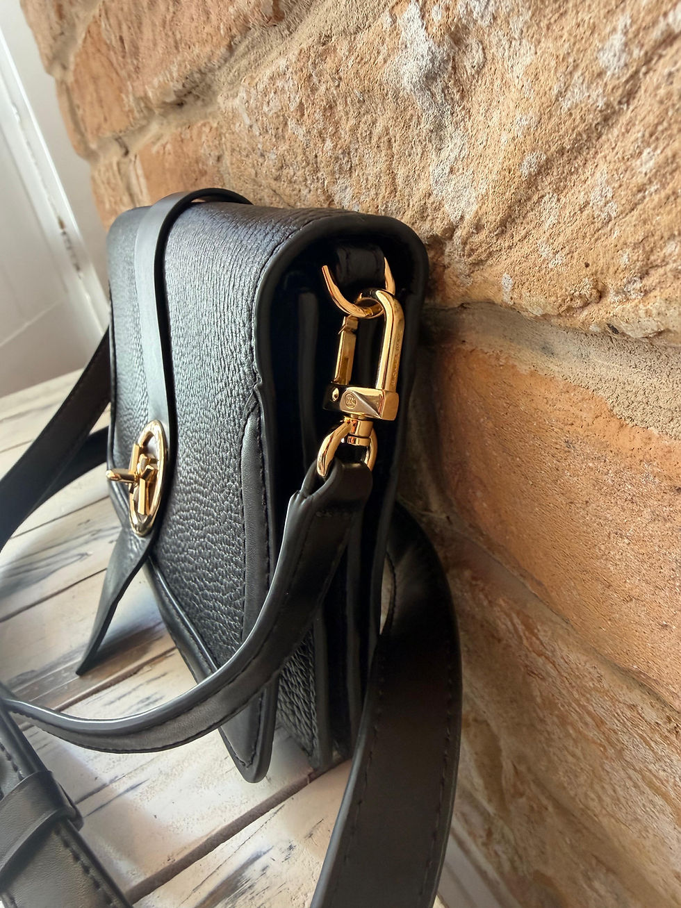 Thumbnail: MICHAEL KORS Crossbody - Black
