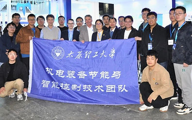 ce71ee93-f732-47d5-9bc0-0c235609128e_edited.jpg