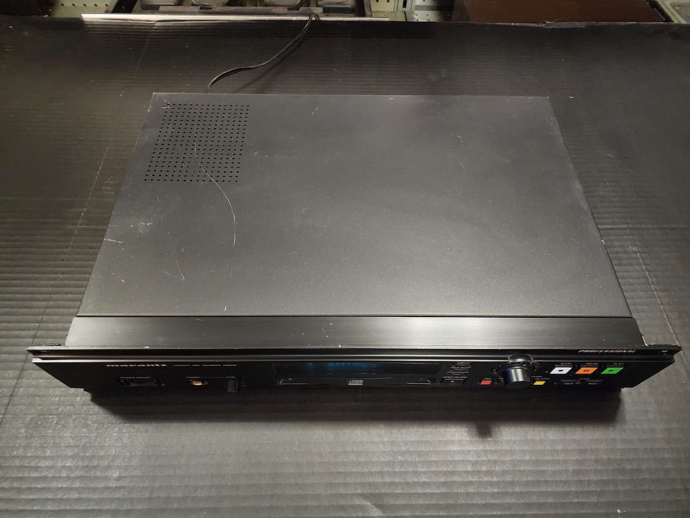 Thumbnail: Marantz CDR-630 Profesional CR Player & Recorder 