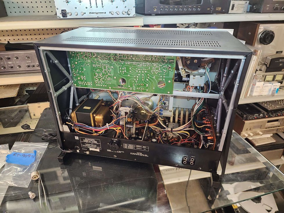 Thumbnail: Pioneer RT-909 Reel to Reel Tape Deck - Pro Serviced - Multi Volt 120-240V 🎶 