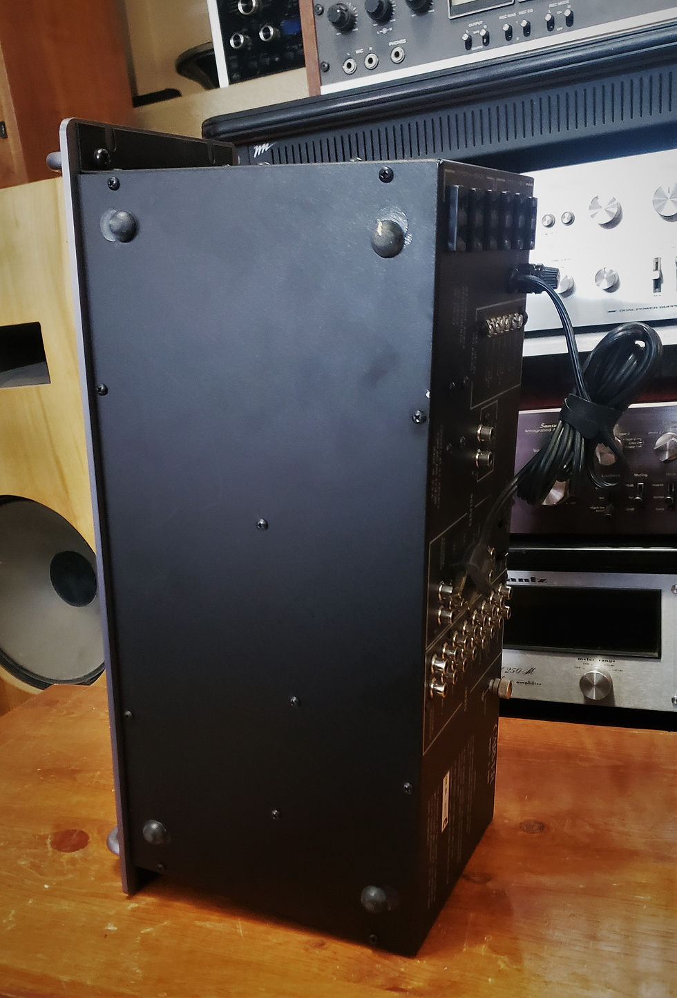Thumbnail: Carver C-4000 Autocorrelation Preamplifier - Collectible Condition
