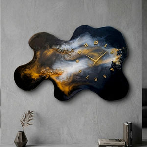 Satovi od drveta i epoxy smole