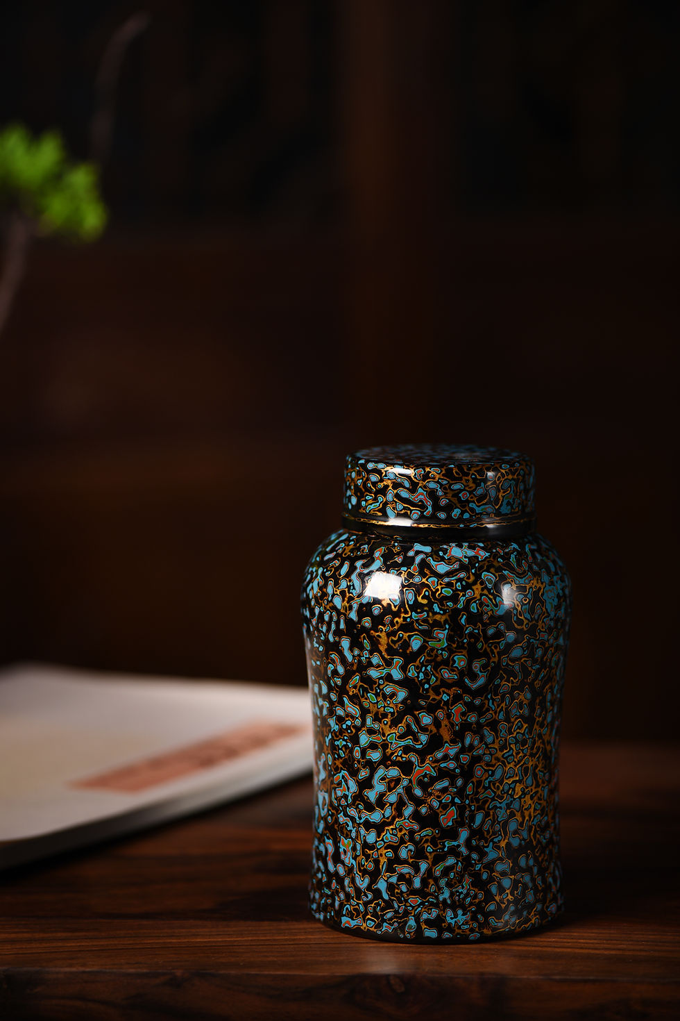 Thumbnail: Tea Container