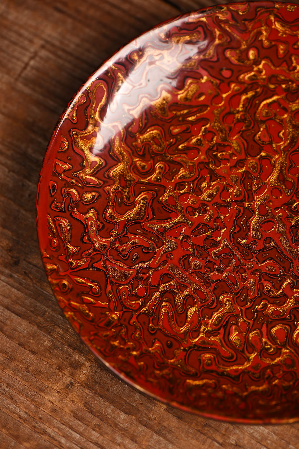 Thumbnail: Plate  [Red/Gold]