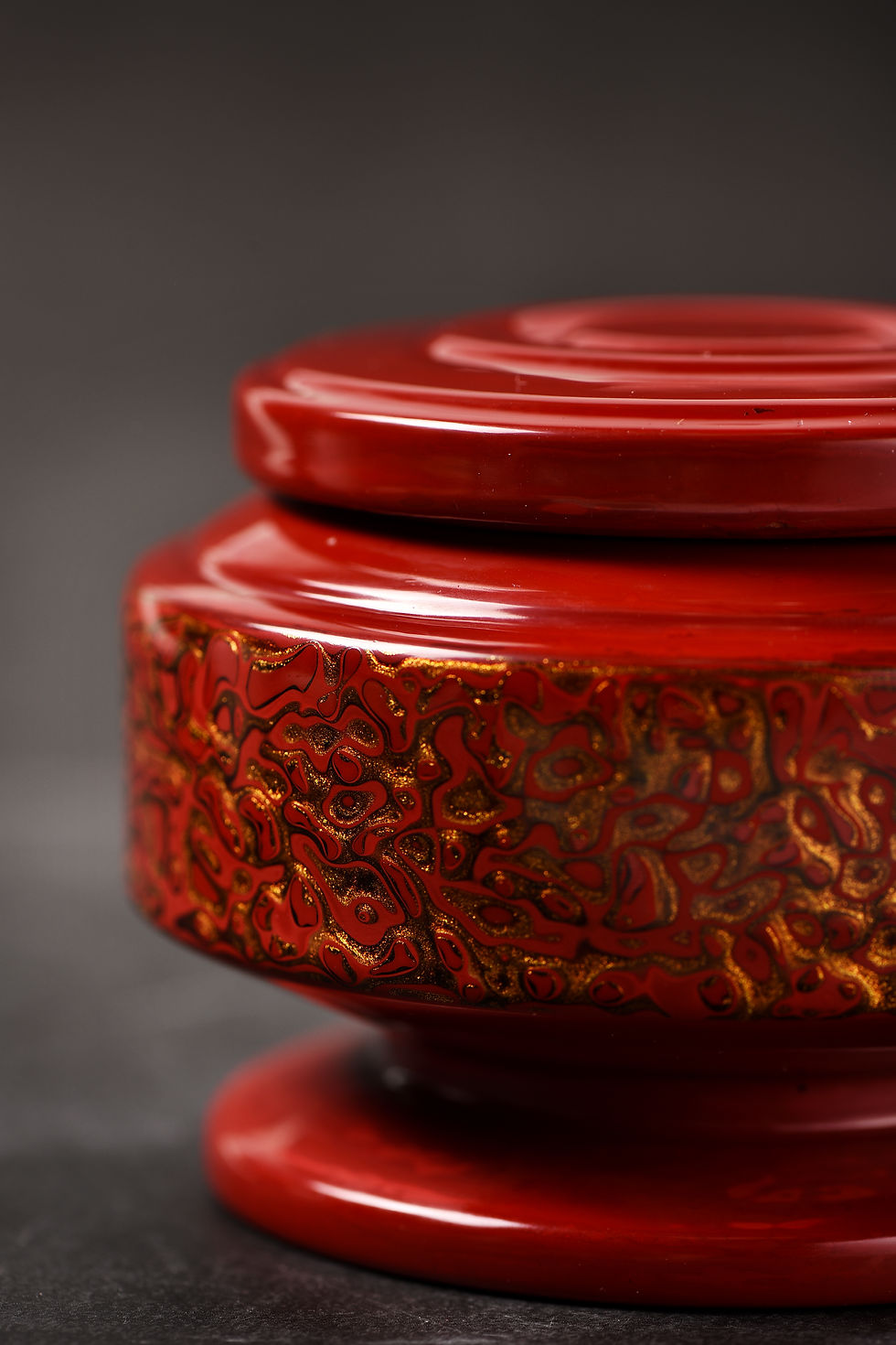 Thumbnail: Incense Box (red/gold)