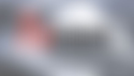 «Հրապարակ». Նախարարություններում ակտիվ քննարկում են ՔՊ-ի «ուրախ ավտոբուսը» եւ հատկապես Փաշինյանի անբռնազբոս կերուխումն ուղիղ եթերում