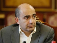 «Փաստ». Ինչո՞ւ է Էդմոն Մարուքյանը մեկնել ԱՄՆ