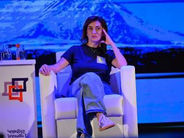 «Հրապարակ». Խորհրդարան են գնում Աննա Հակոբյանի ընկերուհիները, «կրթվածները»