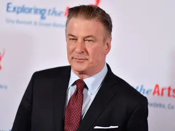 Surprise! Alec Baldwin returns to 'SNL' as Bret Baier interviewing Kamala Harris