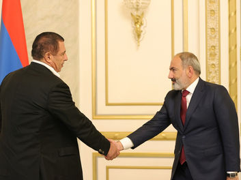 Գագիկ Ծառուկյանին, որ գործարք առաջարկեինք, ծնկաչոք էդ գործարքին կգար. Նիկոլ Փաշինյան