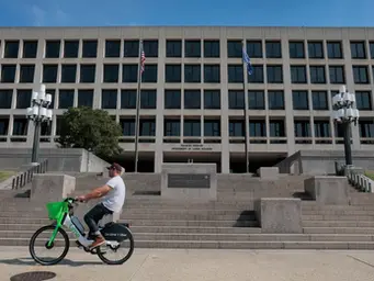 Government shutdown delays jobs report. What data economists are tracking instead