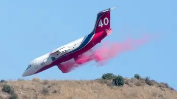 Wildfire north of Los Angeles forces thousands to flee; containment grows