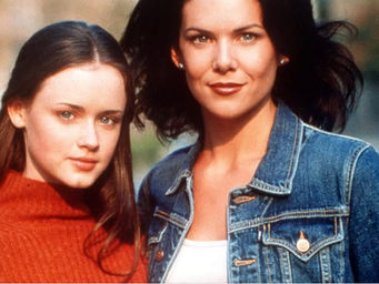 'Gilmore Girls' cast reminisce, spill secrets as show turns 25