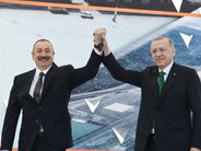 ՄԵՐ ՀԱՐԱԲԵՐՈՒԹՅՈՒՆՆԵՐՆ ԱՄԵՆԱԲԱՐՁՐ ՄԱԿԱՐԴԱԿԻ ՎՐԱ ԵՆ. ԱԼԻԵՒԸ՝ ԷՐԴՈՂԱՆԻՆ